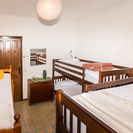 Albergue Casa De L'Aigua بيسييت المظهر الخارجي الصورة