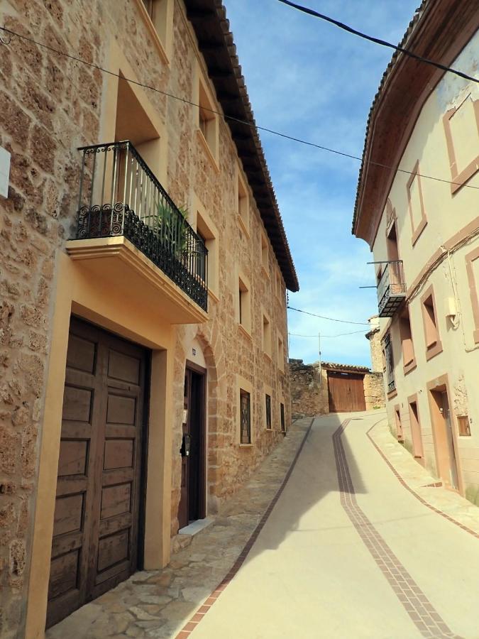 Albergue Casa De L'Aigua بيسييت المظهر الخارجي الصورة