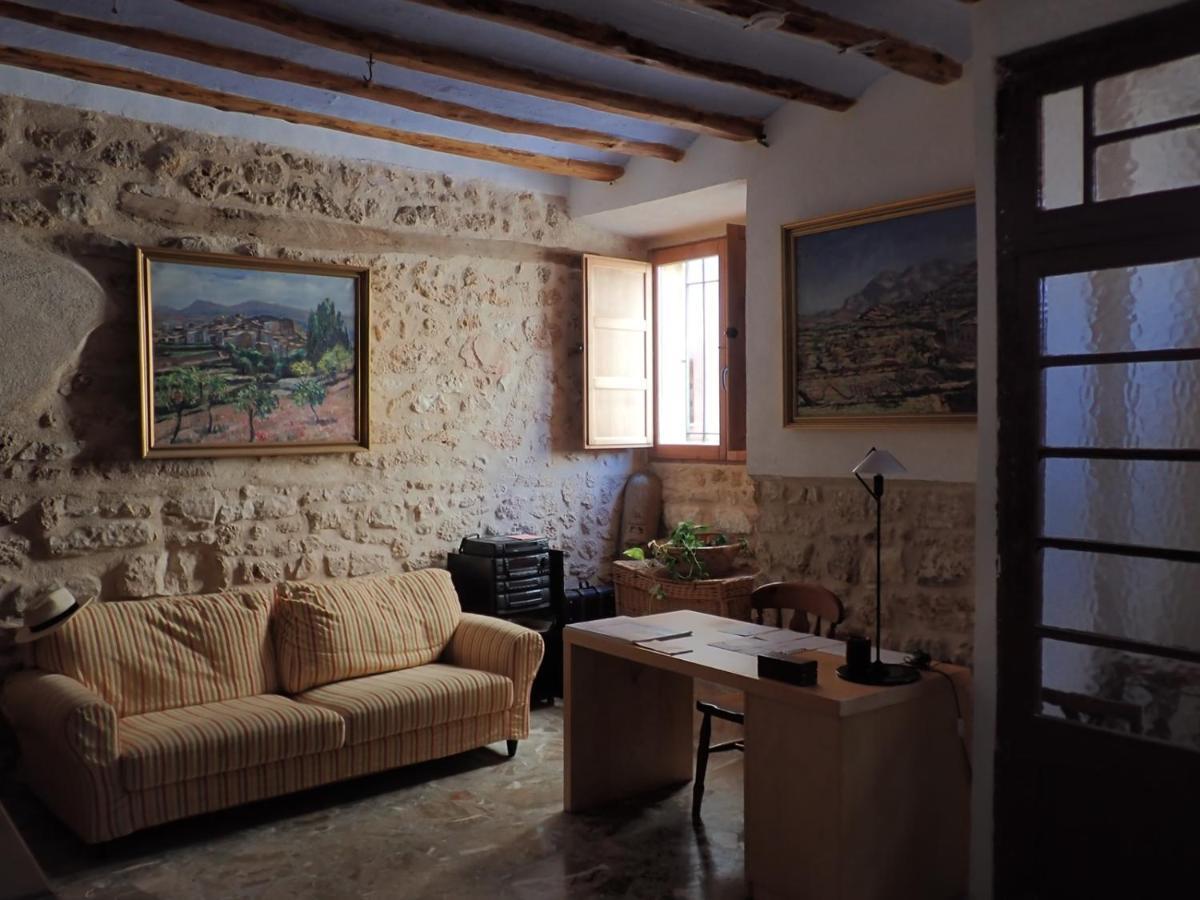 Albergue Casa De L'Aigua بيسييت المظهر الخارجي الصورة