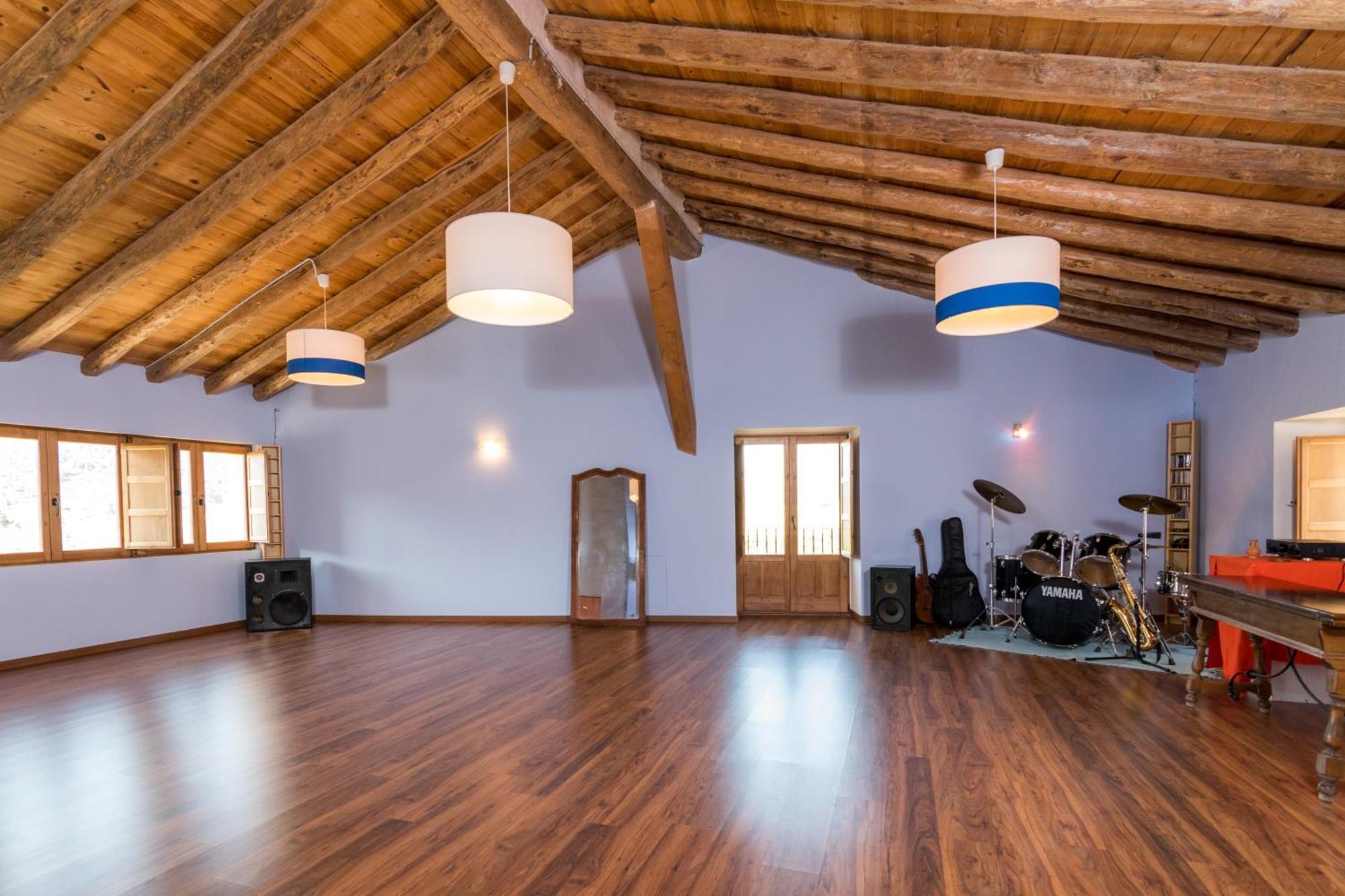 Albergue Casa De L'Aigua بيسييت المظهر الخارجي الصورة