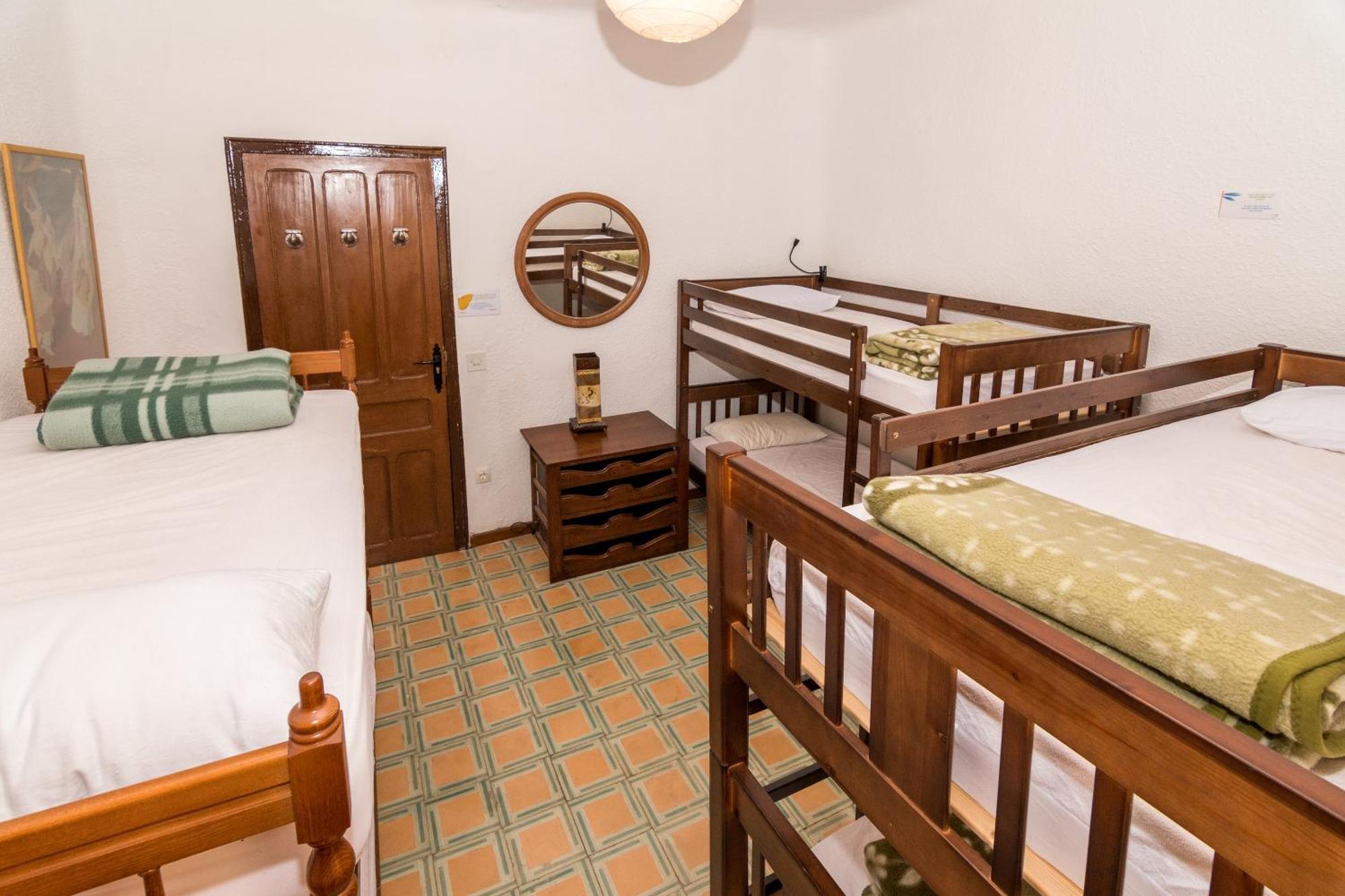 Albergue Casa De L'Aigua بيسييت المظهر الخارجي الصورة